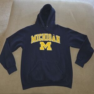 Michigan Wolverines The Victory 2-Hit Team Pullover Hoodie Men's MEDIUM